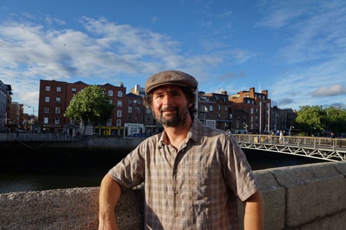 Welcome to Dublin. I'm your local guide.