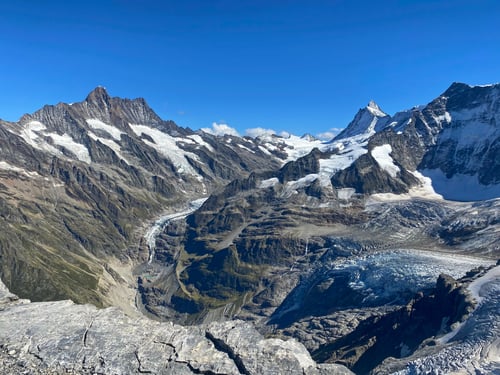 2020/09: Sensationelle Aussicht vom Ostegg-Grat.