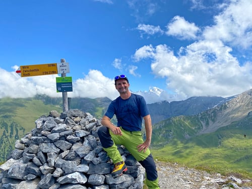 2020/07Am Gipfel des Wiriehore (CH/BE)