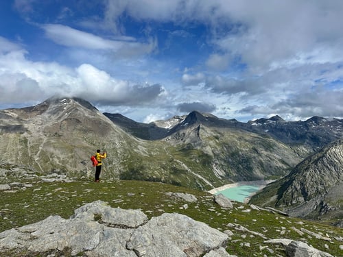 Blick auf den Mattmark-Stausee.