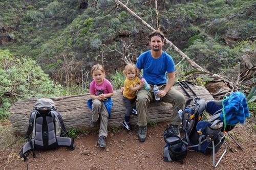 Die erste Pause wird eingelegt.