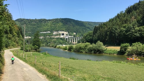 Kanu, Bike, Kletteren & Wandern. Die Region bietet viele Freizeitaktivitäten.
