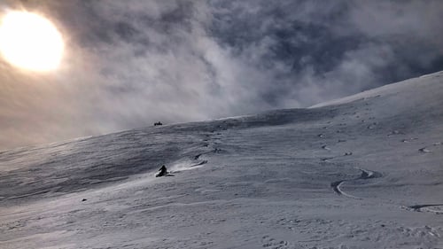2022/02: Was für eine geile Abfahrt vom Piz Mez. Bessere Schneeverhältnisse kann man fast nicht haben! (CH/GR)
