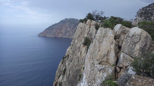 Hier hätten wir gerne noch geklettert. Doch die Regenwolken kamen immer näher.