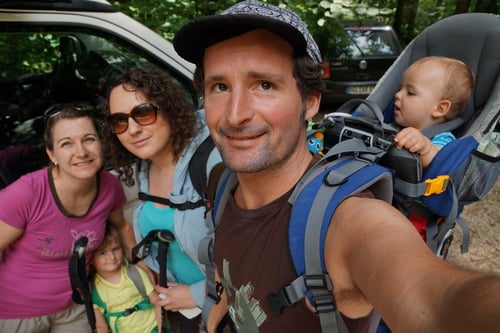 Am Wanderparkplatz von Bayerisch Gmain. Los geht's!