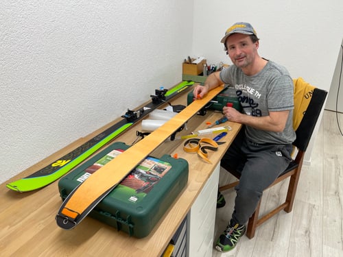 2021/02: Ich schneide die Felle für meine neuen Ski zu (K2 Wayback 88)