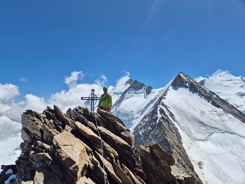 2025/08: Dirruhorn 4'035m (CH/VS)