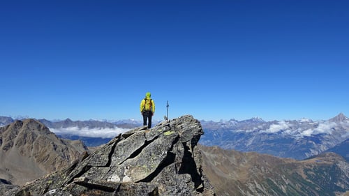 2022/09: Olli am Gipfel des Böshorn / Rauthorn auf 3’269m (CH/VS)