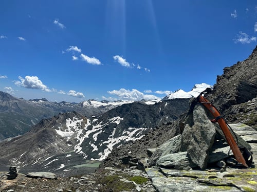 Blick hinüber zur Britanniahütte.