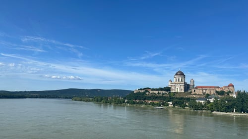 Blick auf die Basilika von Esztergom.