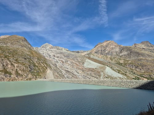 Start am Mattmark-Stausee.