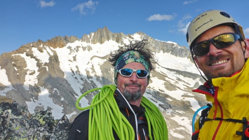 07/2019: Auf den Dri Horlini - Im Hintergrund der Portjengrat (CH/VS)