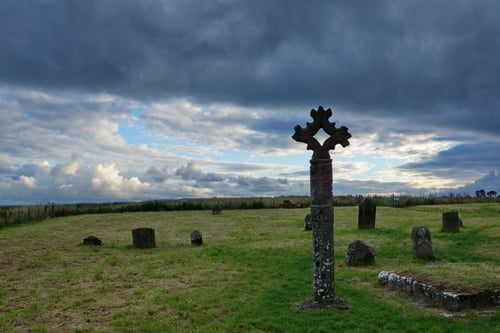 Blick von der Klosterruine auf Devenish.