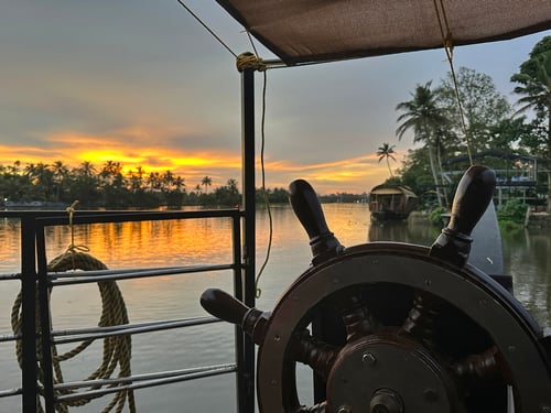 2025/10: Unterwegs auf den Backwaters im Hinterland der Malabarküste (Kerala/Indien)