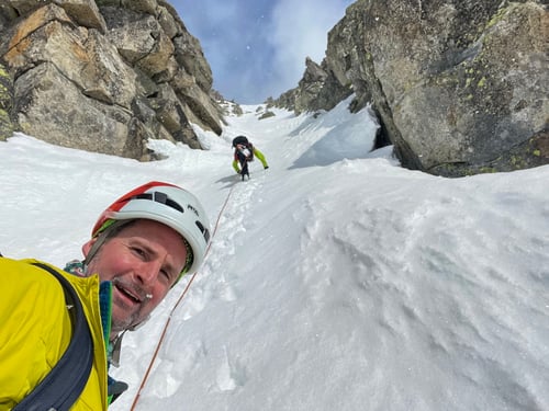 Im Westcouloir des Piz Tiarms