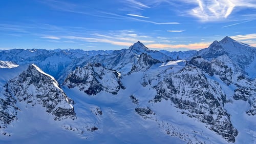 2022/01: Blick vom Titlis auf den Grassen und Fünffingerstöck (CH/OW)