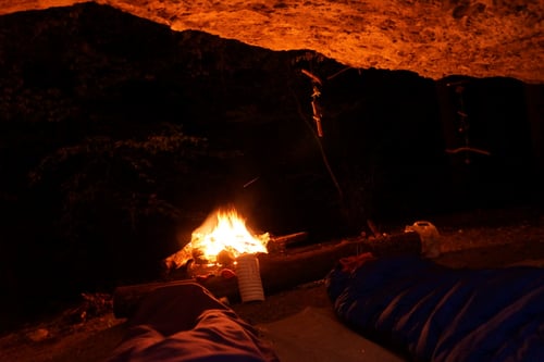 Der Blick aus dem Schlafsack.