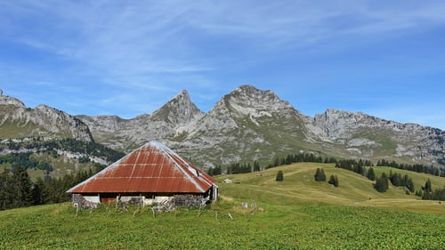 Blick auf den Dent de Folliéran und den Dent de Brenleire.