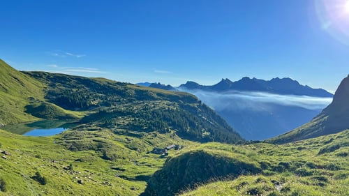 Blick zurück auf die Alp Suls.