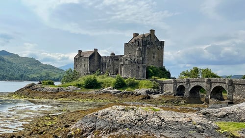 Das Eilean Donan Castle am Loch Duich.