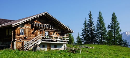 Prächtige Berner Almhäuser