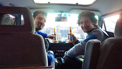 Das verdiente Bierchen nach dem Klettern. Im Alois oberhalb von Ornans.