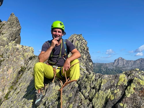 2021/08: Kurze Rast in der Kletterroute Adlerblick (CH/BE)