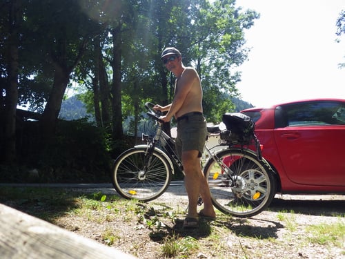 Ein Mann – ein Fahrrad