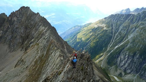 Auf dem Grat zur Abseilstelle