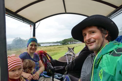 Mit der Pferdekutsche zurück zum Muckross House