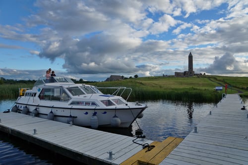 Übernachtungsplatz an der kleinen Insel Devenish