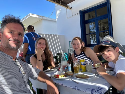 Mittagessen auf dem Weg nach Pyrgaki.