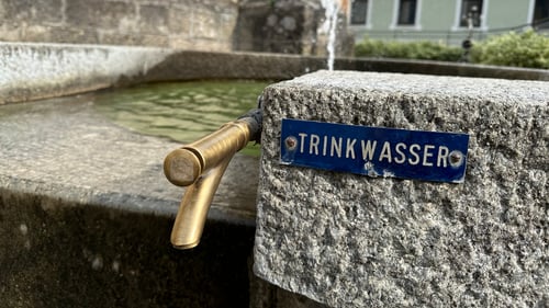 Keine Selbstverständlichkeit: Vielerorts gibt es keine Brunnen mehr oder das Wasser ist kein Trinkwasser.