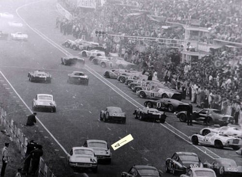  Hier startete der 911er das erste Mal in LeMans.