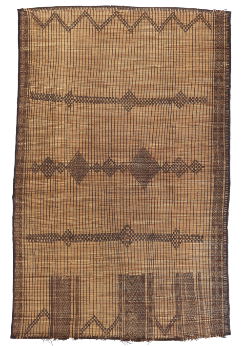 Tuareg Mat. Kelim Teppich. Zürich. Berberteppich, berber rug, tapis berbère. Tapis et kilims nomades.  Zurich Suisse, www.kilimmesoftly.ch, Marlyse Flückiger