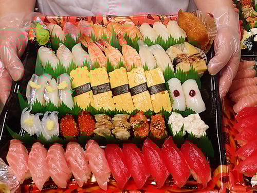 六本木　寿司　出前