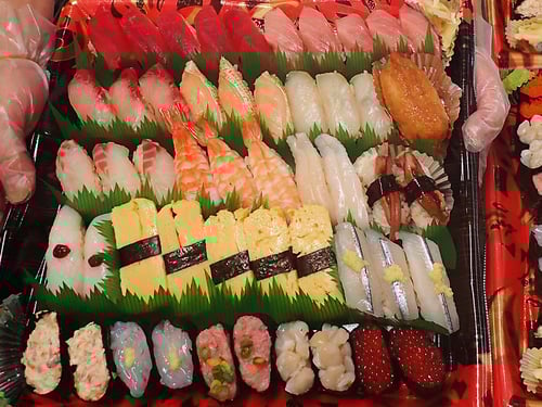 ラ・トゥール新宿　寿司　出前