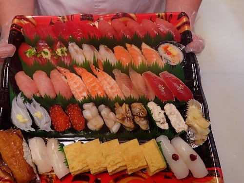 台東区　納会　宅配寿司