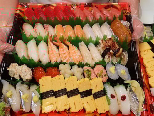 港区　南麻布　寿司　出前