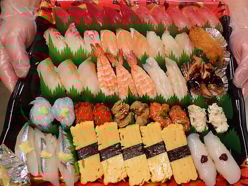 サンケイプラザ　寿司　出前