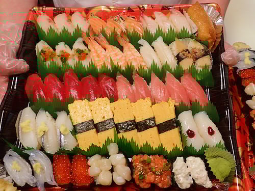 アークヒルズ　宅配寿司