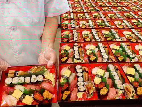 グラントウキョウ　タワー　寿司　出前