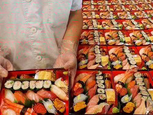 新日石ビルヂング　寿司　出前