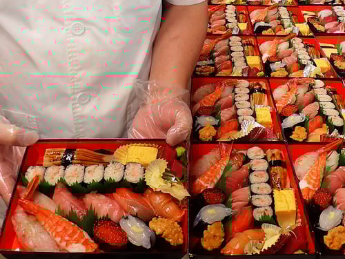 六本木　高級寿司　出前