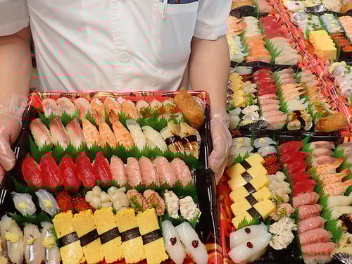 Hareza Tower　寿司　出前