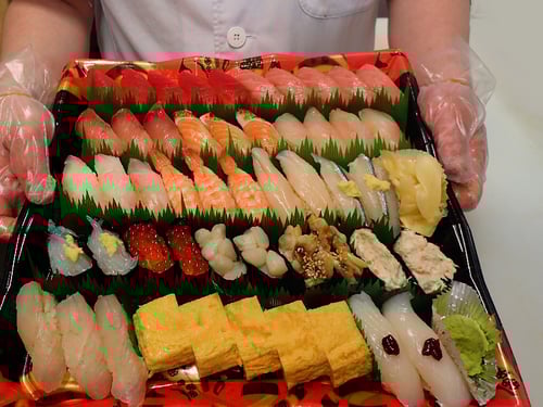 タワマン　寿司　出前