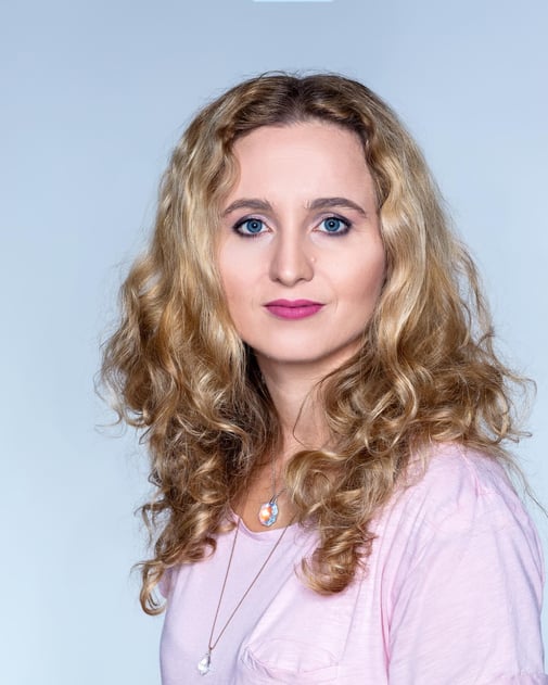 Portraitfoto-Andrea-Eiler-Inhaberin-Institut-Eiler-Linz-Leonding