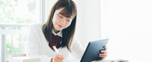 映像授業は11000本以上！  日々、更新を行っております。  端的で分かりやすい動画です。