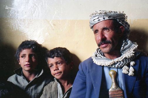 ein stolzer jemenitischer Familienvater