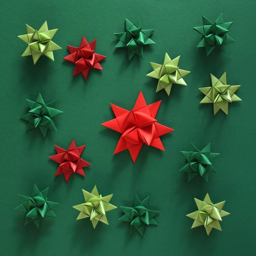 origami fröbelstern fröbelsterne zvezda zvezdica star stern neon papier darilo darilna škatla škatle fröbelstern